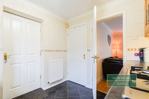 Photo 18- click for photo gallery